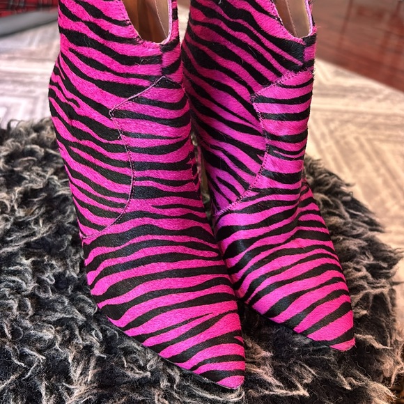 Jessica Simpson Womens Pixellez2 Cow Hair Zebra Print Ankle Boots 9 M pink Blk - Picture 11 of 11